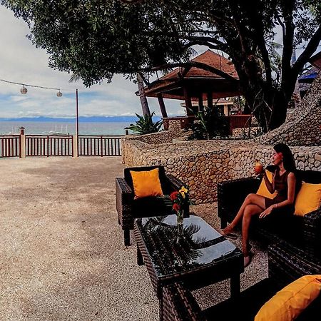 Magic Island Dive Resort Moalboal Exterior photo