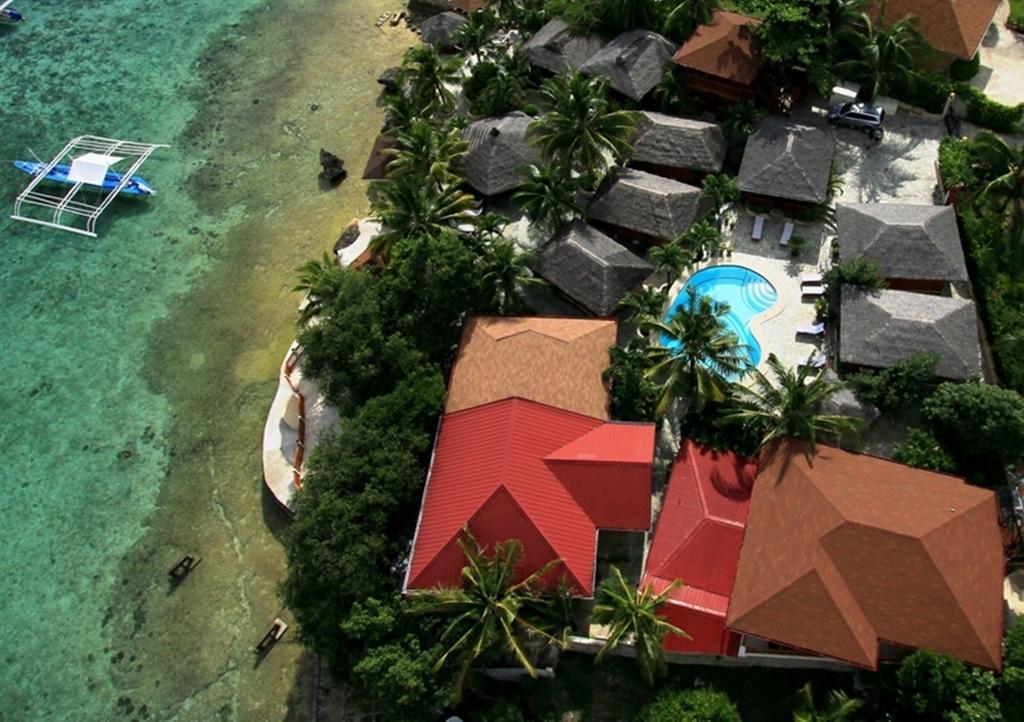 Magic Island Dive Resort Moalboal Exterior photo