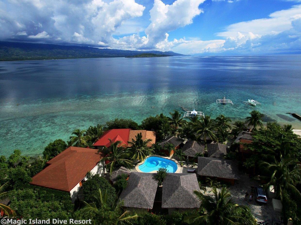 Magic Island Dive Resort Moalboal Exterior photo